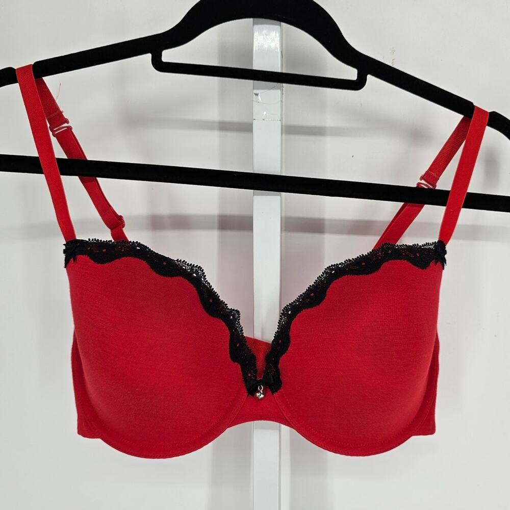 Y2K Perfectly Me by la Senza Sz 34DD T Shirt Bra Red w/ Black Lace Trim